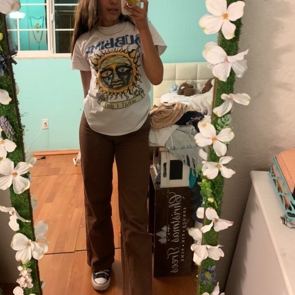 Meet your Posher, Issy - Picture 6 of 6